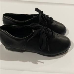 Capezio NWOT Tap Shoes